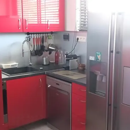 Le Queirele Apartment