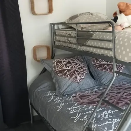 Apartment Le Queirele